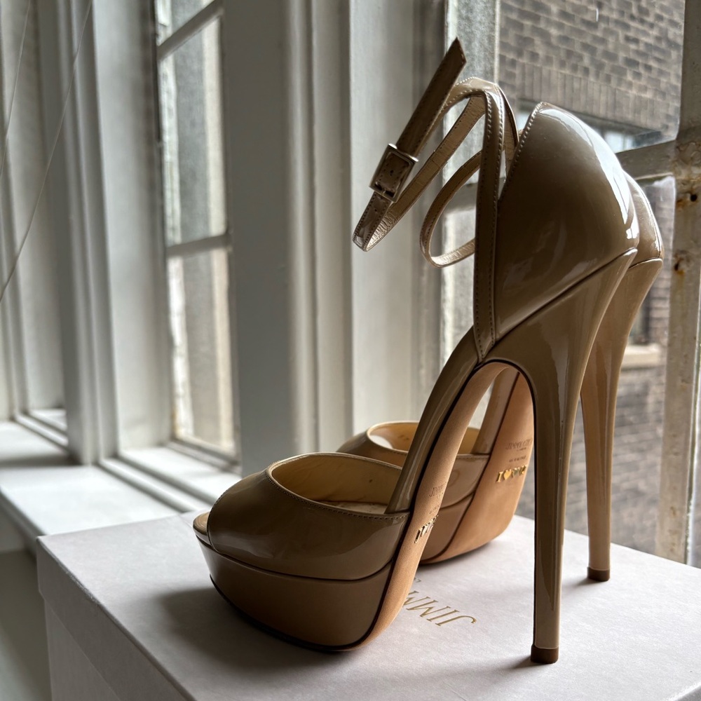 Jimmy Choo patent nude Heeled Sandals - Picture 6 of 6